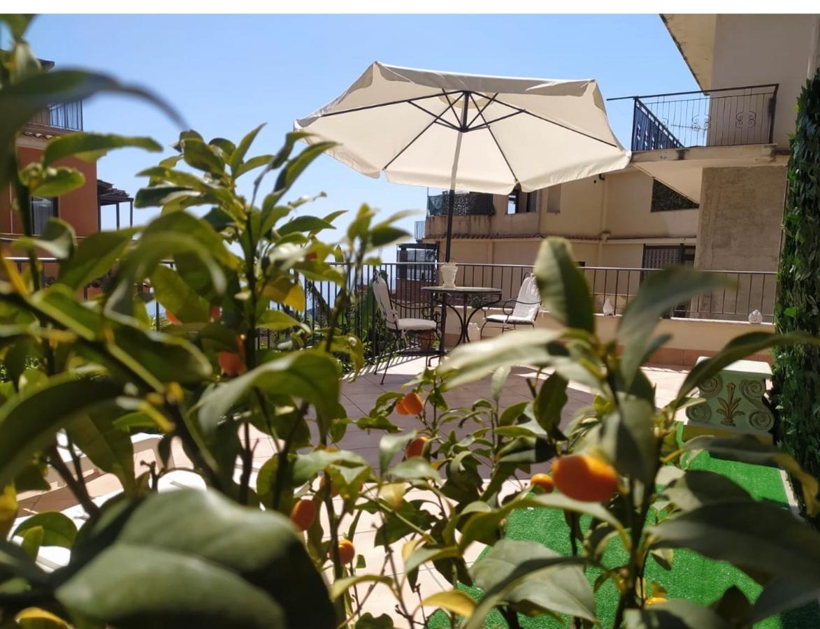 Apartment Marifra Garden Taormina Exterior photo