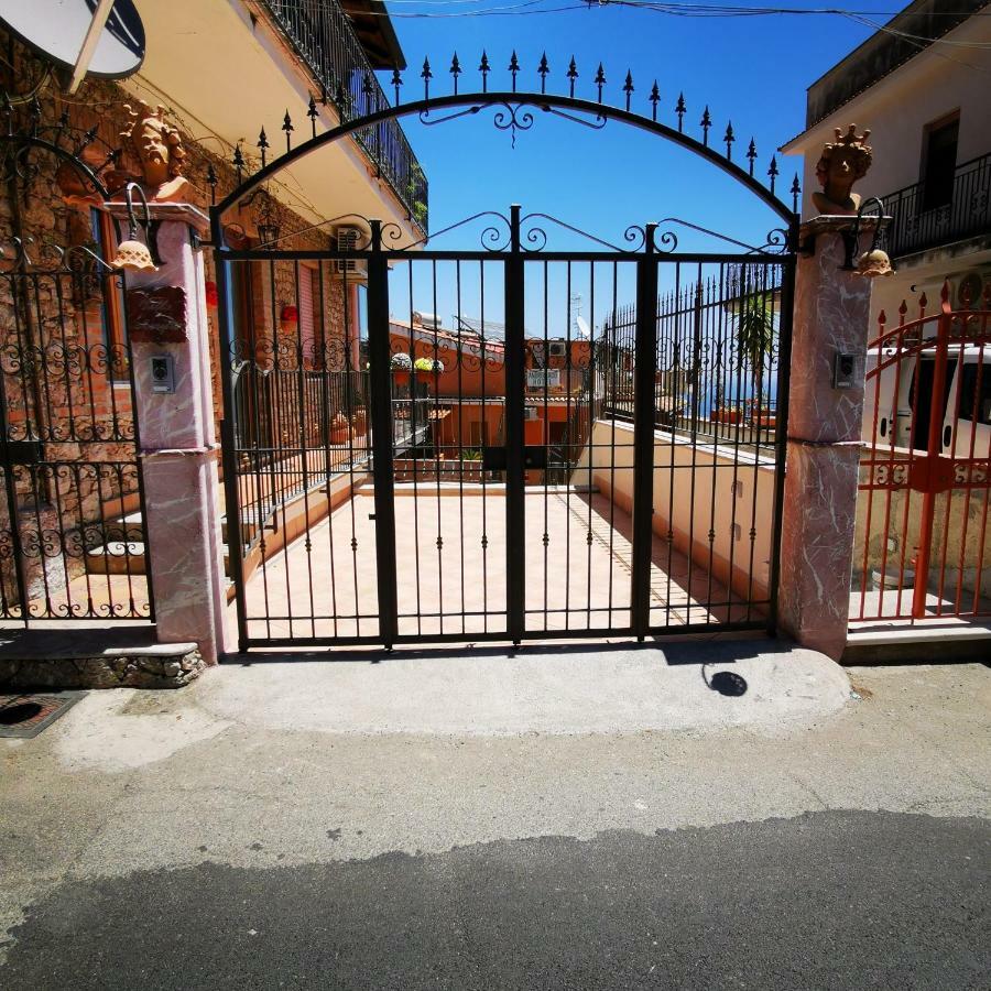 Apartment Marifra Garden Taormina Exterior photo